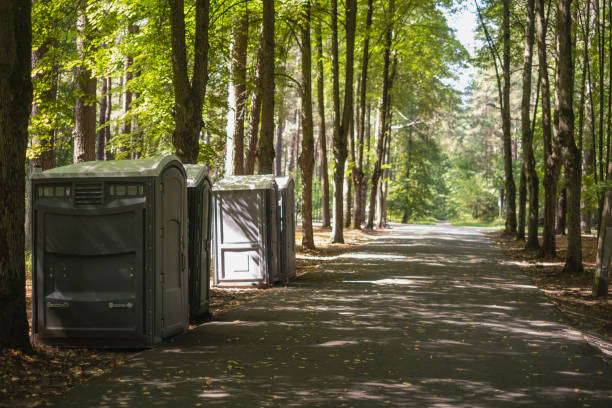 Best Porta potty delivery and setup  in Lamont, CA